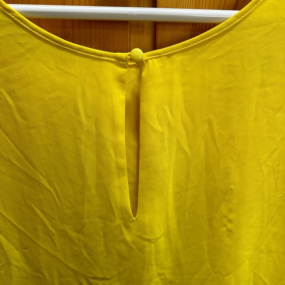 Women’s Tacera Blouse with Key Hole Back - XL - Picture 4 of 4